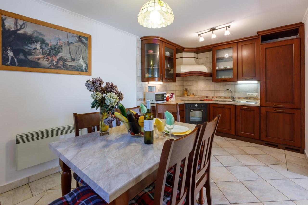 Apartments Robic Selce Exterior foto
